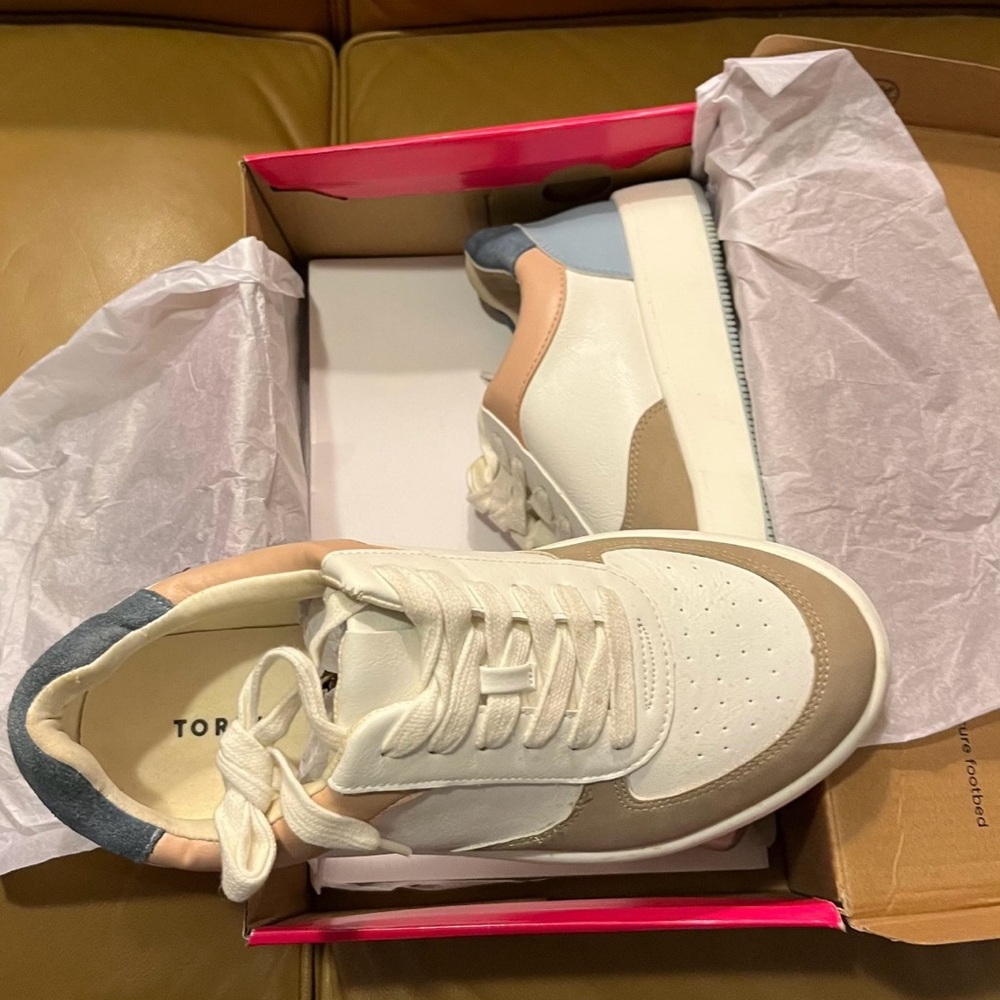 Torrid White and Tan Athletic Shoes Retro Low-Top Design